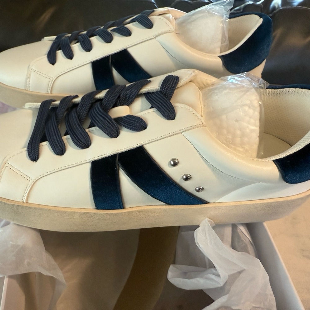 Corkys No Chaser Teal Blue and cream sneaker